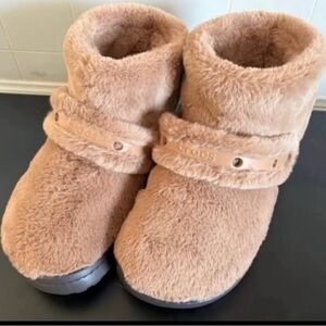 Crocs unfurgettable boots